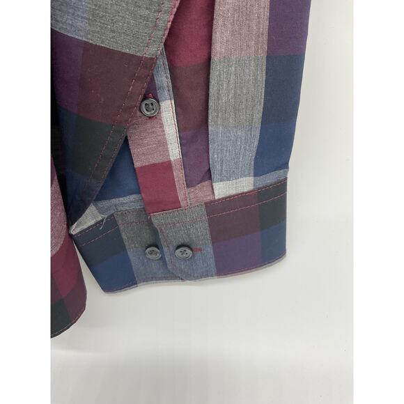 Van Heusen Men’s Never Tuck Long Sleeve Button-Down Shirt – Size 18–18.5 - Picture 7 of 8